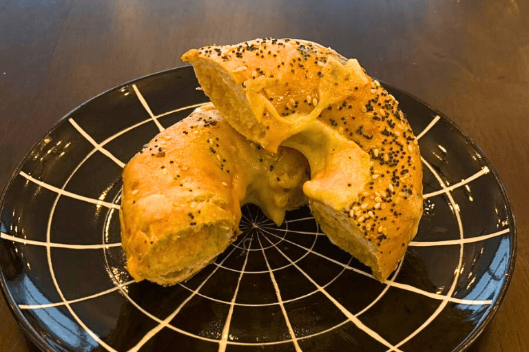 Grilled cheese bagel